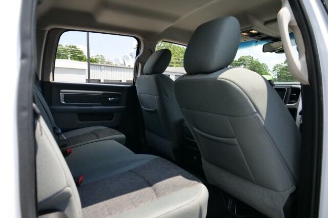 2015 Ram 1500 Big Horn 4X4 / Luxury Group / 5.7L V8! High Point NC