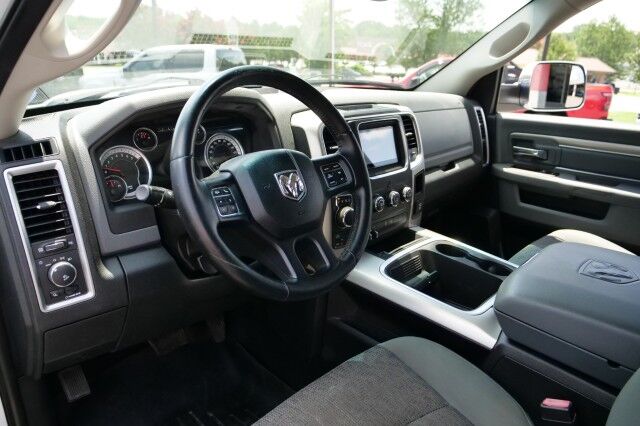 2015 Ram 1500 Big Horn 4X4 / Luxury Group / 5.7L V8! High Point NC