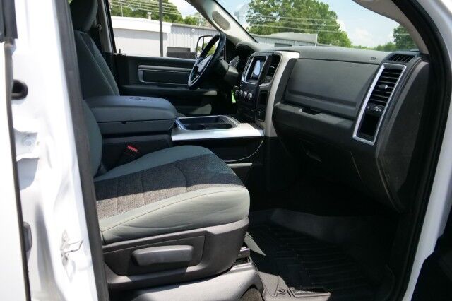 2015 Ram 1500 Big Horn 4X4 / Luxury Group / 5.7L V8! High Point NC