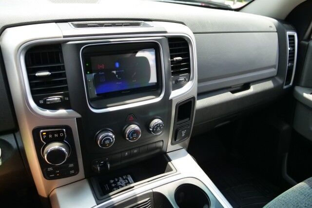 2015 Ram 1500 Big Horn 4X4 / Luxury Group / 5.7L V8! High Point NC