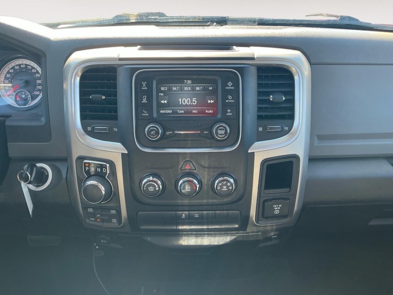 2015 Ram 1500 Big Horn, BLUETOOTH, TOW PACKAGE, BED LINER, RUNNING BOARDS, POWER SLIDING REAR WINDOW, POWER/HEATED MIRRORS, LOW MILES! Norfolk VA
