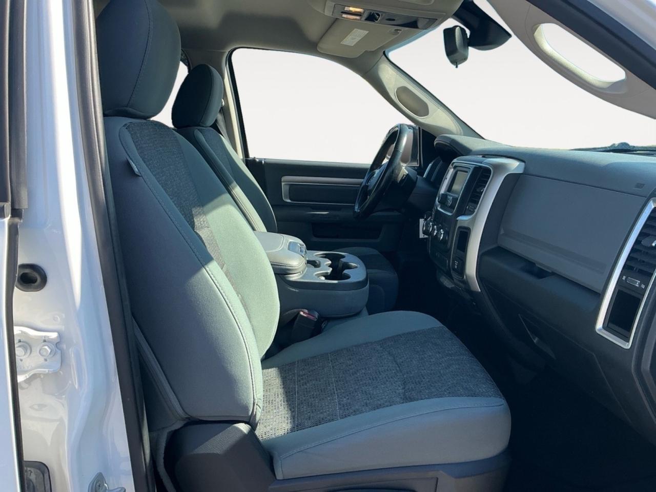 2015 Ram 1500 Big Horn, BLUETOOTH, TOW PACKAGE, BED LINER, RUNNING BOARDS, POWER SLIDING REAR WINDOW, POWER/HEATED MIRRORS, LOW MILES! Norfolk VA