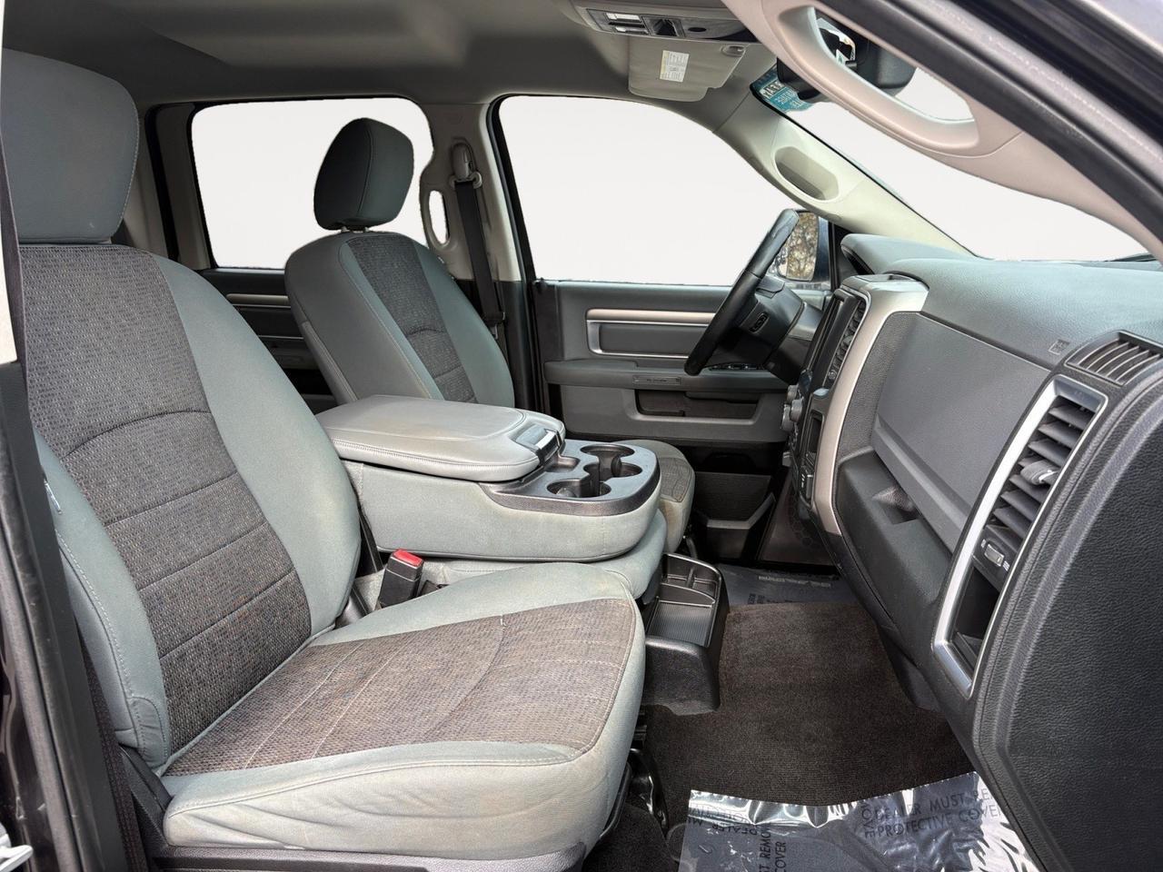 2015 Ram 1500 Big Horn, RUNNING BOARDS, HARD TONNEAU COVER, BACKUP CAMERA WITH PARKING SENSORS, TOW PACKAGE, NAVIGATION, ONLY 1 OWNER, GO BIG ON THE ROAD ON IN THIS RAM! Virginia Beach VA