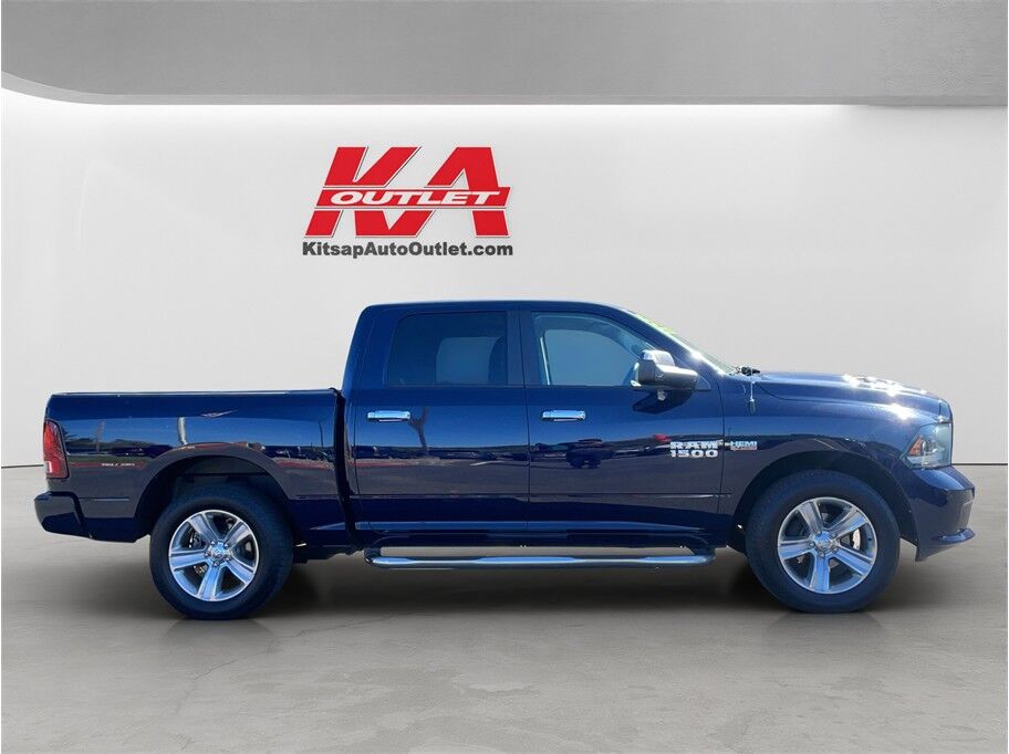 2015 Ram 1500 Crew Cab Sport Pickup 4D 5 1/2 ft