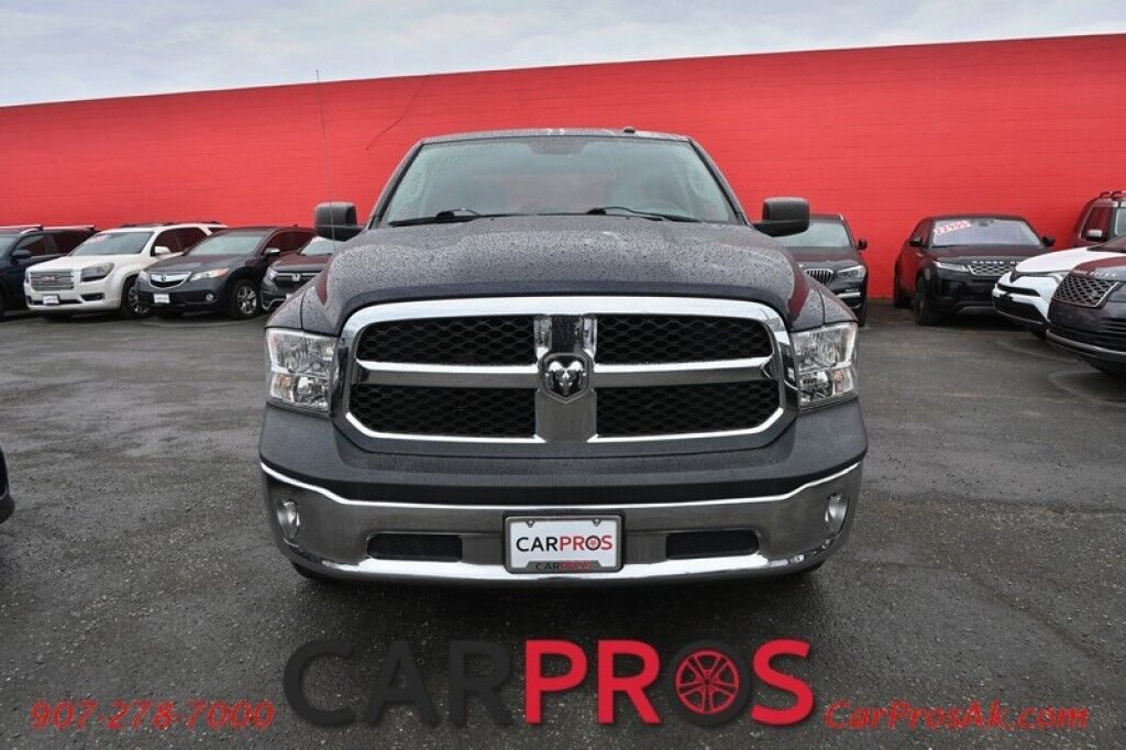 2015 Ram 1500 Express - 5.7L V8 Hemi Engine - 4X4 - SXT PKG - Keyless Entry - Power Windows & Locks - AM/FM/Bluetooth - Cruise Control - 20' Wheels - Tow Pkg - Low Miles