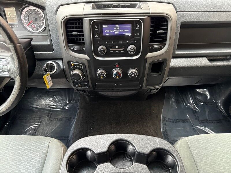 2015 Ram 1500 Express Crew Cab 4WD Arlington VA