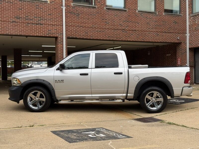 2015 Ram 1500 Express Crew Cab 4WD Arlington VA
