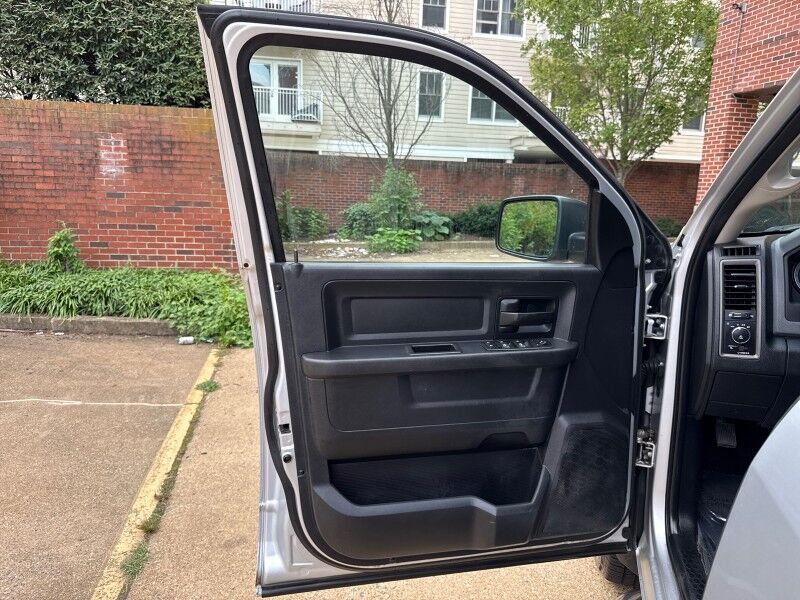 2015 Ram 1500 Express Crew Cab 4WD Arlington VA