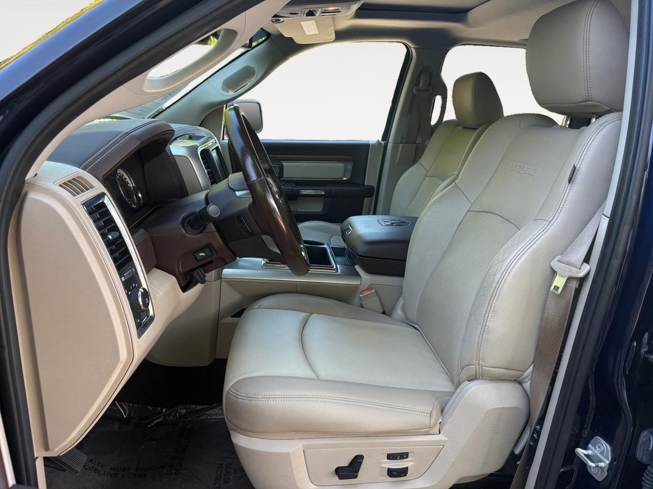 2015 Ram 1500 Laramie, RUNNING BOARDS, TONNEAU COVER, SUNROOF, TOW PACKAGE, HEATED & VENTILATED SEATS, BACKUP CAMERA WITH FRONT & REAR PARKING SENSORS, WIFI AVAILABLE, APPLE CARPLAY/ANDROID AUTO, LOW MILES, THIS RAM HAS EVERYTHING!
