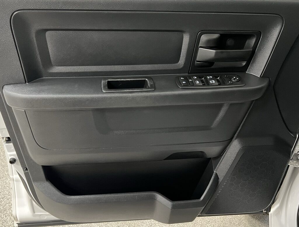2015 Ram 1500 Tradesman photo 23