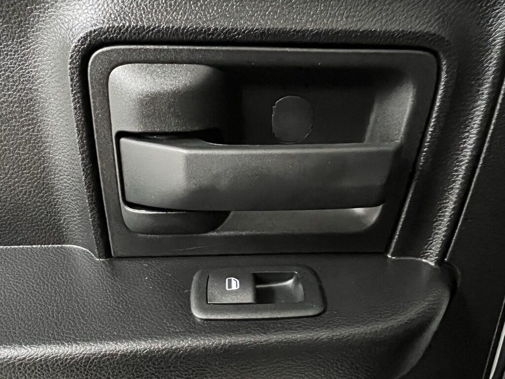2015 Ram 1500 Tradesman photo 35