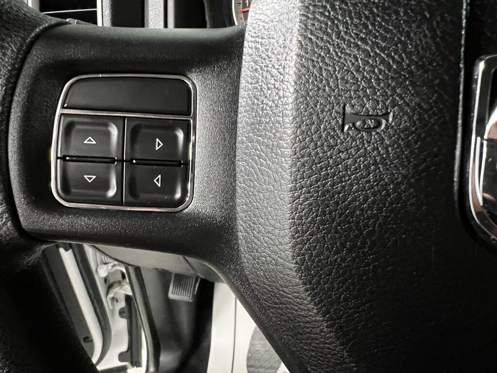 2015 Ram 1500 Tradesman photo 26