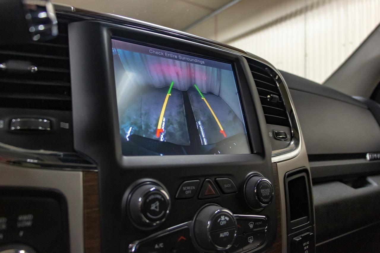 2015 Ram 2500 4x4 Crew Cab Laramie Leather Roof Nav Red Deer AB