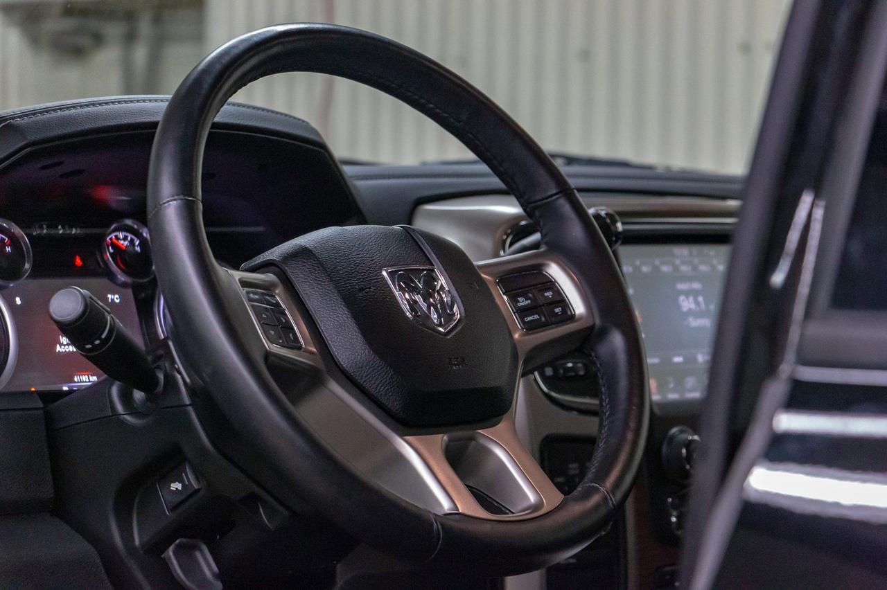 2015 Ram 2500 4x4 Crew Cab Laramie Leather Roof Nav Red Deer AB