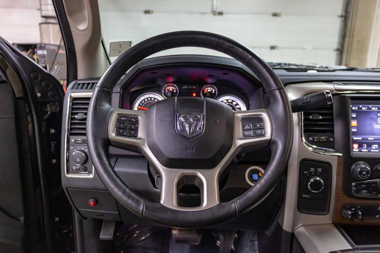 2015 Ram 2500 4x4 Crew Cab Laramie Leather Roof Nav Red Deer AB