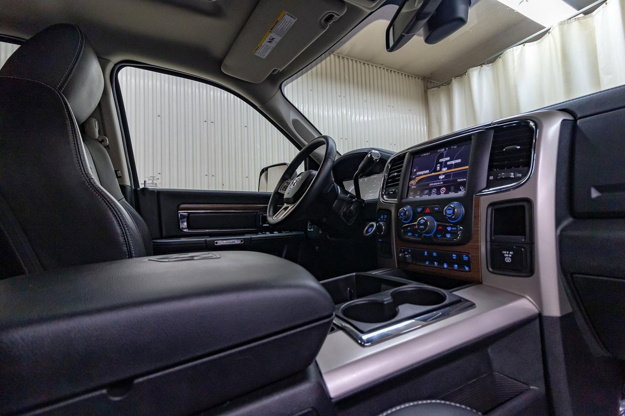 2015 Ram 2500 4x4 Crew Cab Laramie Leather Roof Nav Red Deer AB