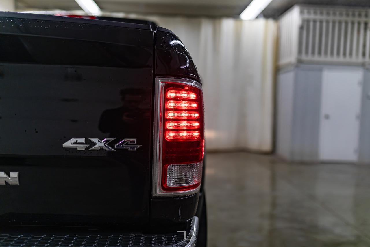 2015 Ram 2500 4x4 Crew Cab Laramie Power Wagon HEMI Roof BCam Red Deer AB
