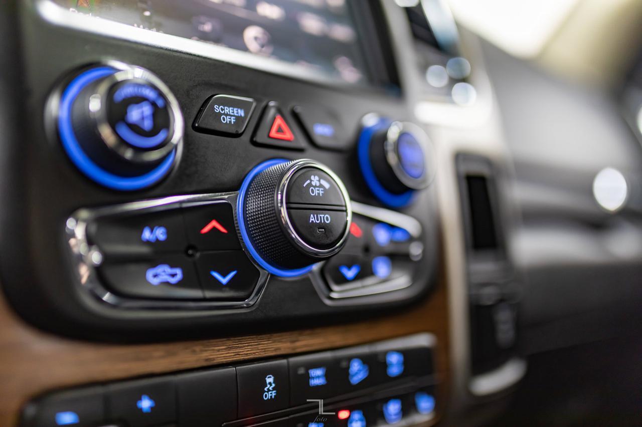 2015 Ram 2500 4x4 Crew Cab Laramie Power Wagon HEMI Roof BCam Red Deer AB