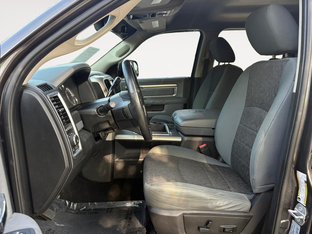 2015 Ram 2500 Big Horn, TUBULAR SIDE STEPS, TOW PACKAGE, BACKUP CAMERA, PARKING SENSORS, NAVIGATION, BED LINER, HEATED STEERING WHEEL & SEATS, REAR POWER SLIDING WINDOW, GO BIG IN THIS BIG HORN Virginia Beach VA