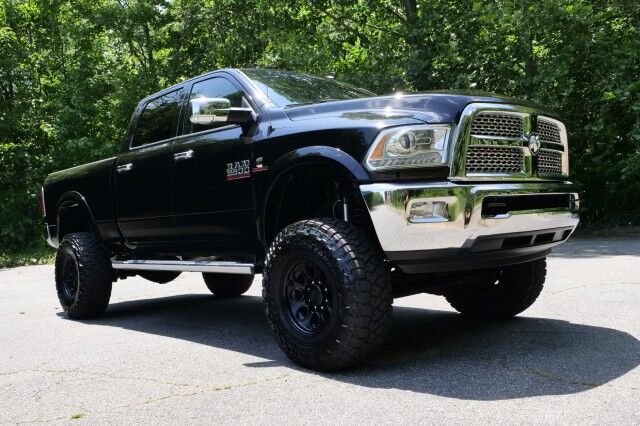 2015 Ram 2500 Laramie 4X4 / UPGRADES / Vented Seats / Diesel! High Point NC