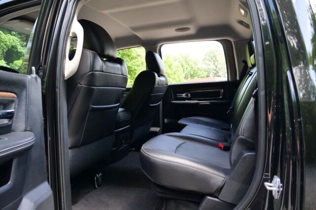 2015 Ram 2500 Laramie 4X4 / UPGRADES / Vented Seats / Diesel! High Point NC