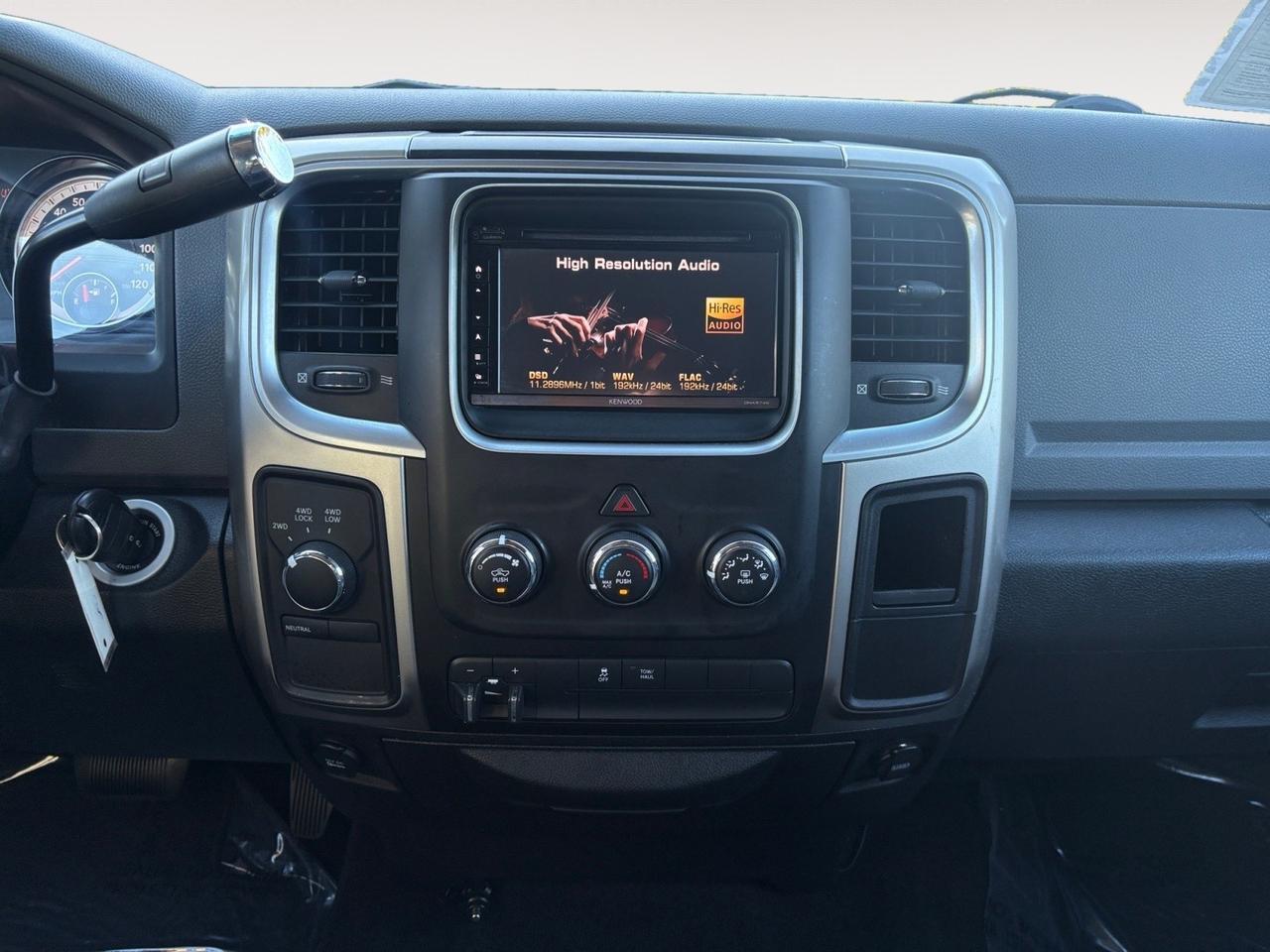 2015 Ram 2500 SLT, TOW PACKAGE, RUNNING BOARDS, POWER REAR SLIDING WINDOW, BED LINER, BLUETOOTH, LOW MILEAGE, PERFECT TRUCK FOR YOU! Virginia Beach VA