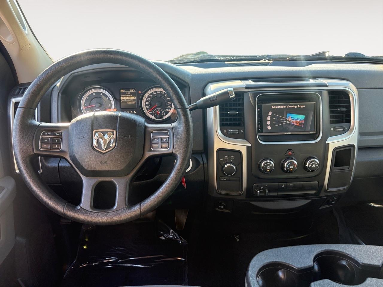 2015 Ram 2500 SLT, TOW PACKAGE, RUNNING BOARDS, POWER REAR SLIDING WINDOW, BED LINER, BLUETOOTH, LOW MILEAGE, PERFECT TRUCK FOR YOU! Virginia Beach VA