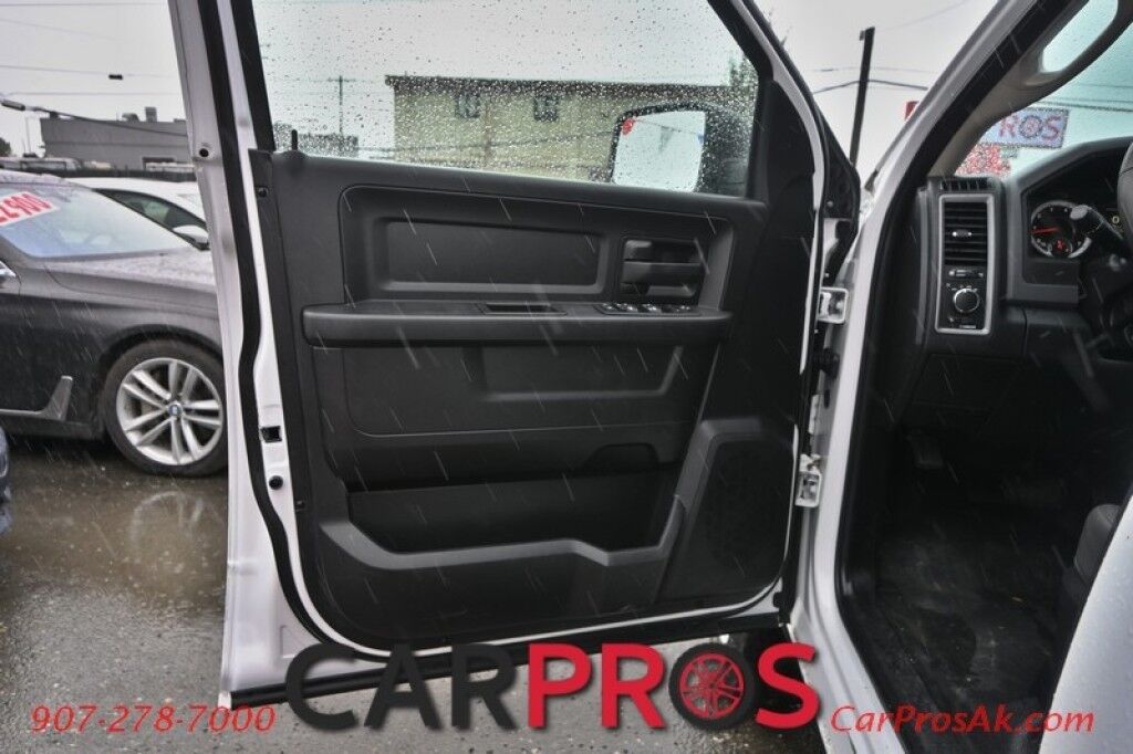 2015 Ram 2500 Tradesman - 4X4 - Crew Cab - 5.7L Hemi - Protection Group - Premium Leather Seats - Seats 6 - Power Locks, Windows & Mirrors - Cruise Control - Trailer Brake Controller - Tow Pkg - Only 35K Miles - 1 Owner Anchorage AK