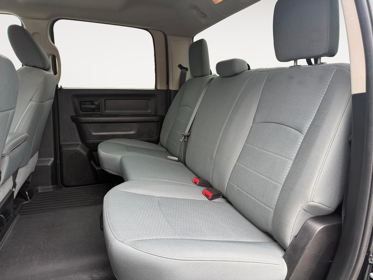 2015 Ram 2500 Tradesman, RUNNING BOARDS, TOW PACKAGE, BED LINER, POWER/HEATED MIRRORS, BLUETOOTH, TINTED GLASS, ALL WEATHER FLOOR MATS, ONLY 1 OWNER, CLEAN CARFAX, LOW MILES! Norfolk VA