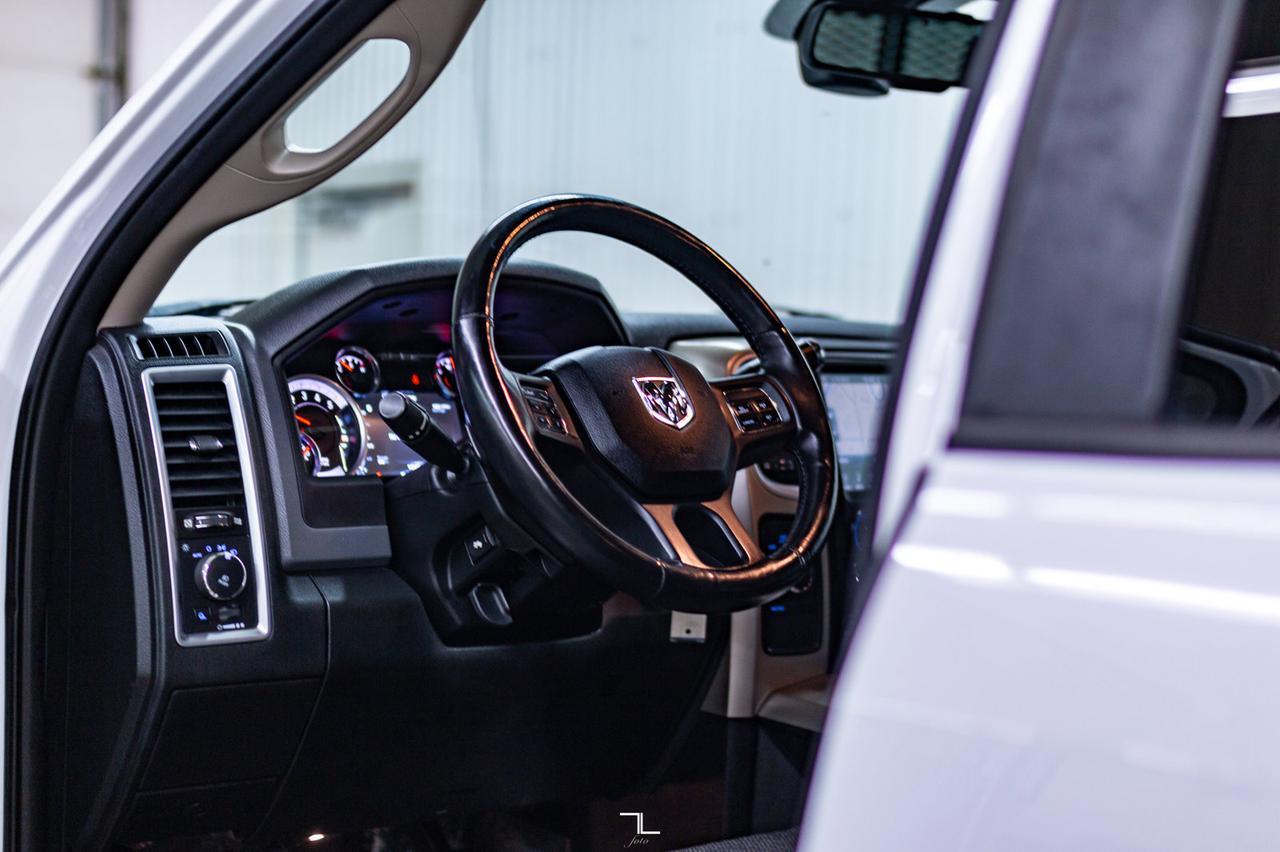 2015 Ram 3500 4x4 Crew Cab SLT Diesel Nav BCam Red Deer AB