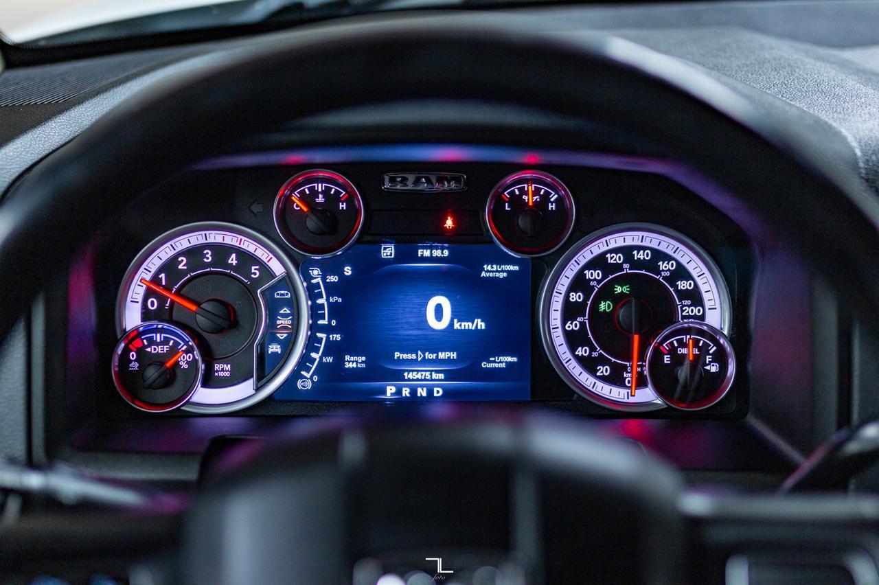 2015 Ram 3500 4x4 Crew Cab SLT Diesel Nav BCam Red Deer AB