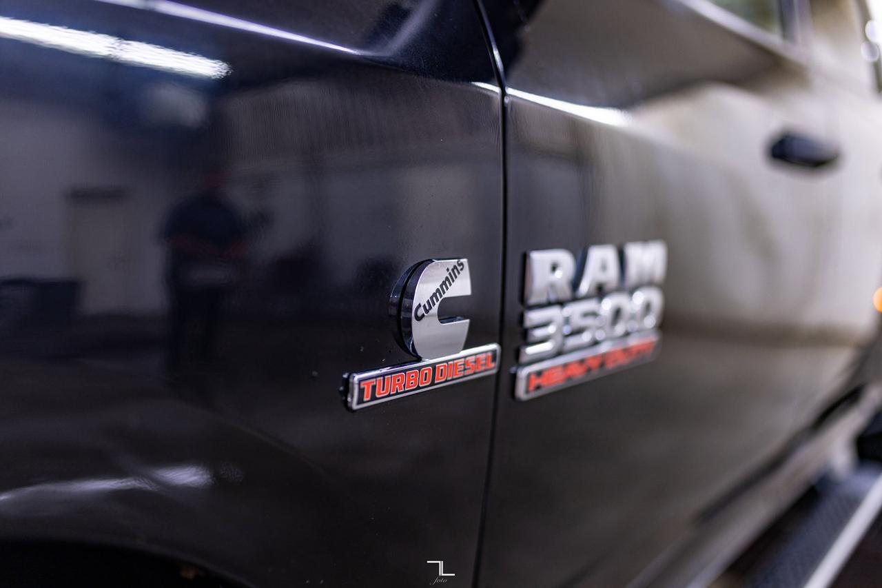 2015 Ram 3500 4x4 Crew Cab SLT Dually Diesel AISIN Nav Red Deer AB