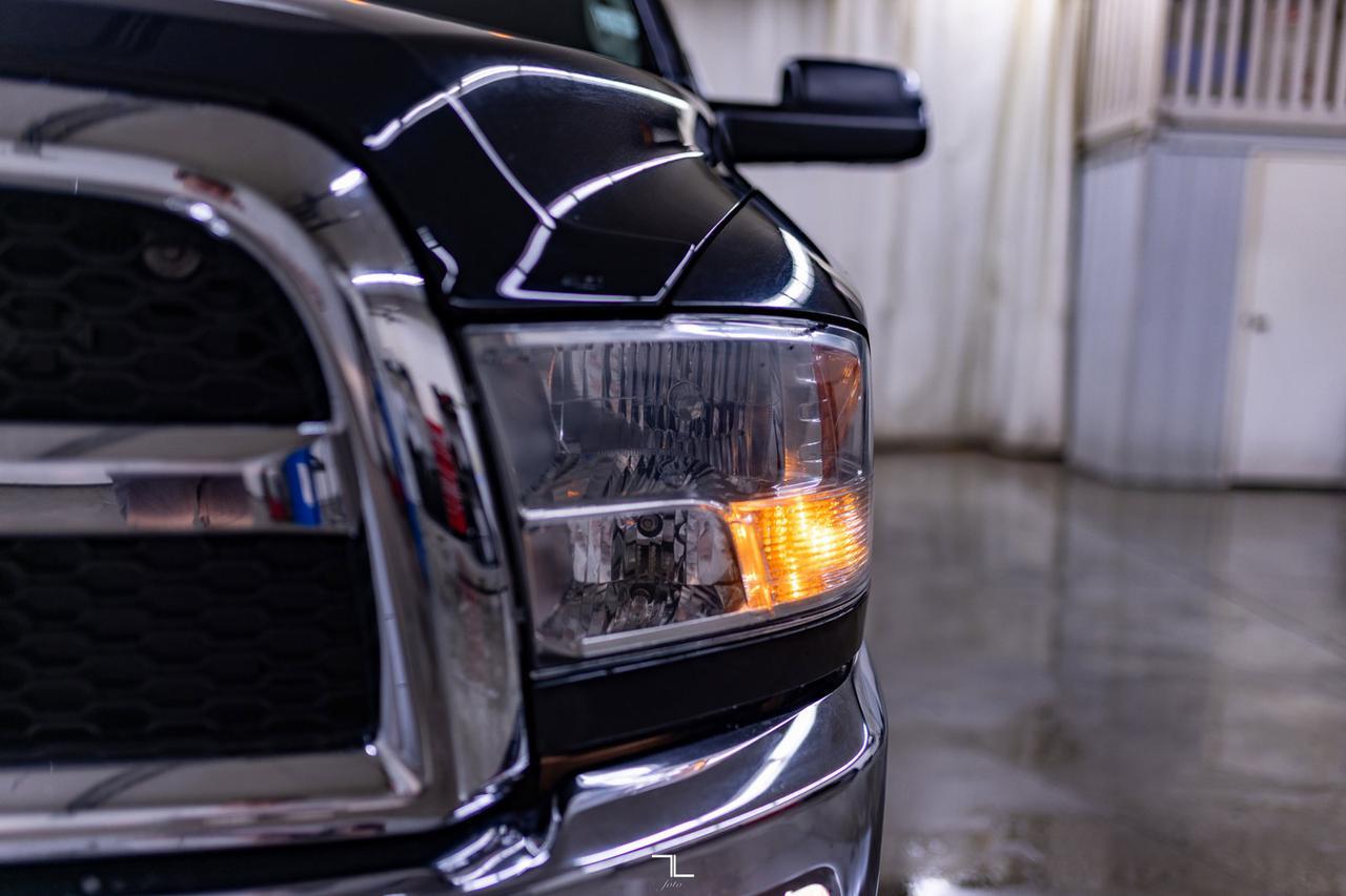 2015 Ram 3500 4x4 Crew Cab SLT Dually Diesel AISIN Nav Red Deer AB