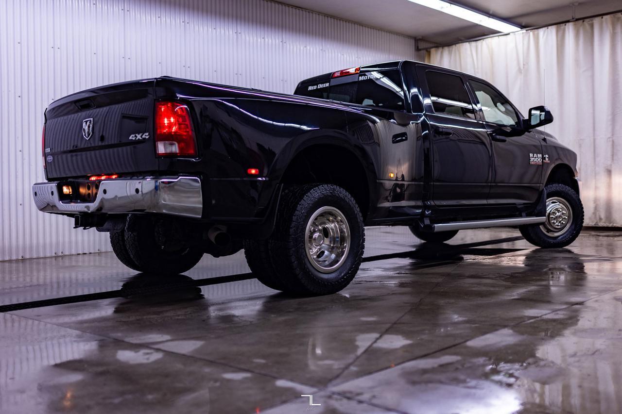 2015 Ram 3500 4x4 Crew Cab SLT Dually Diesel AISIN Nav Red Deer AB