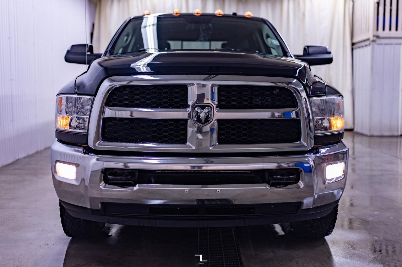 2015 Ram 3500 4x4 Crew Cab SLT Dually Diesel AISIN Nav Red Deer AB