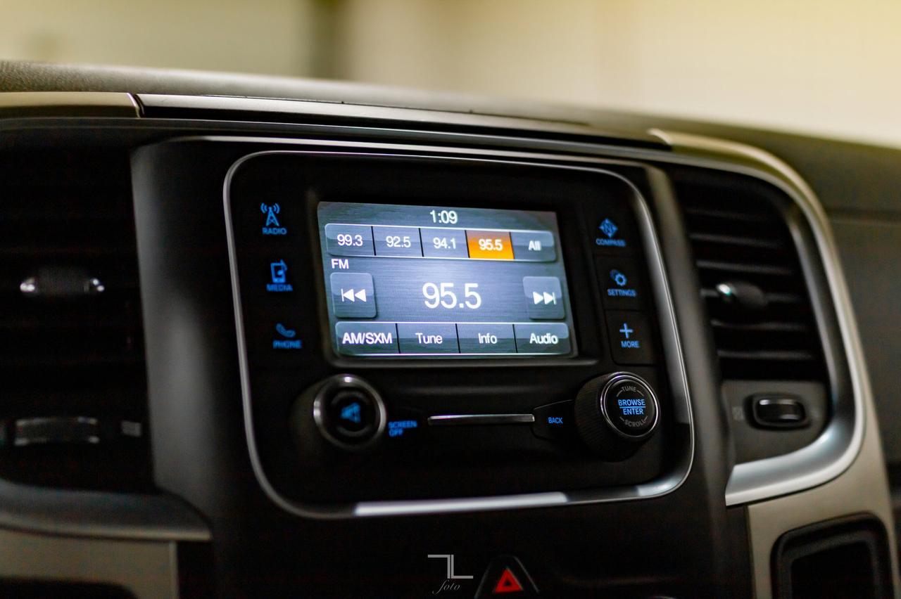 2015 Ram 3500 4x4 Crew Cab SLT Dually Diesel Manual Red Deer AB