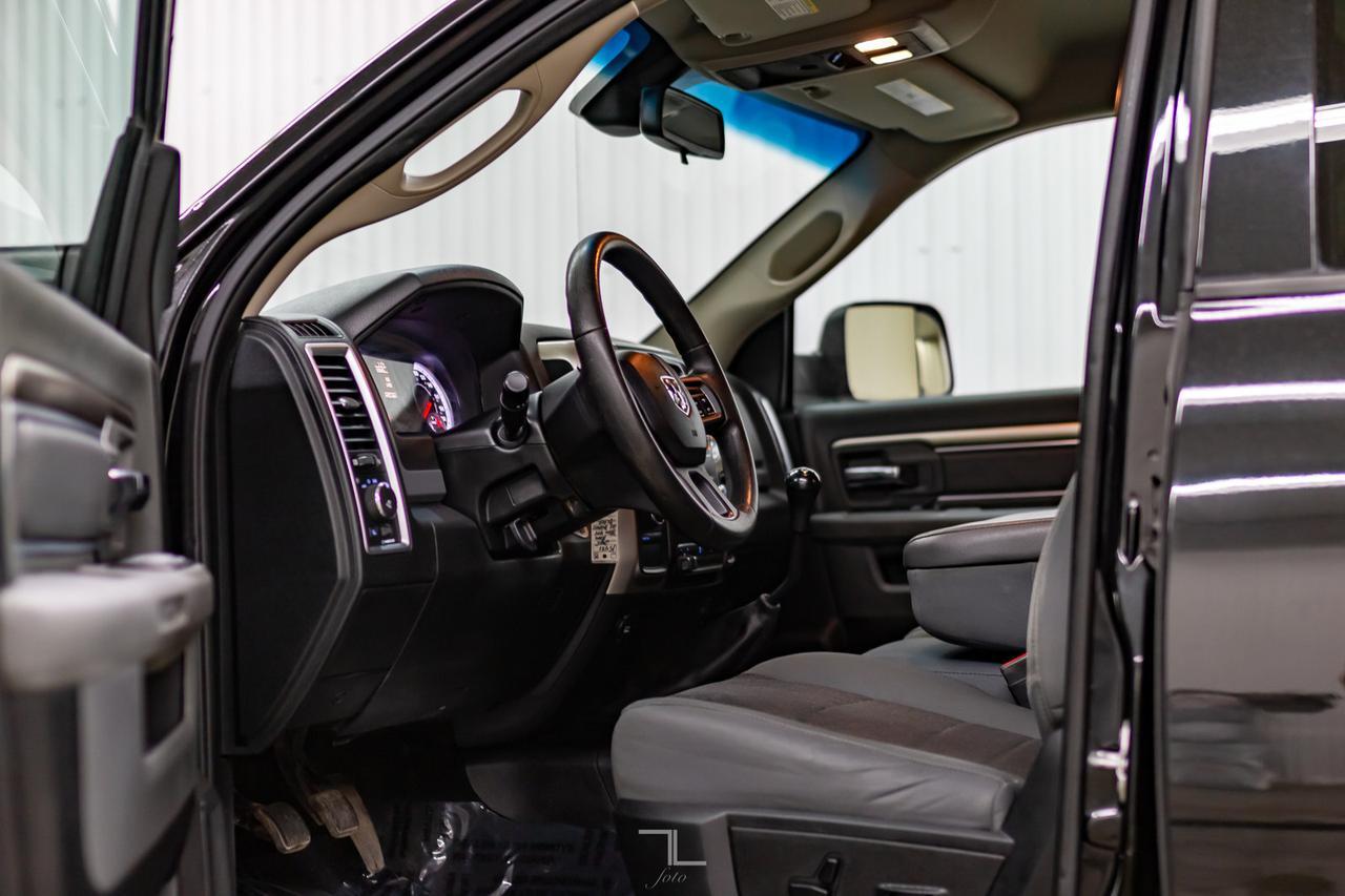 2015 Ram 3500 4x4 Crew Cab SLT Dually Diesel Manual Red Deer AB