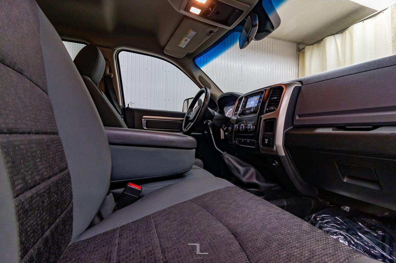 2015 Ram 3500 4x4 Crew Cab SLT Dually Diesel Manual Red Deer AB