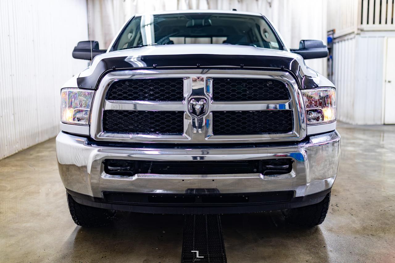 2015 Ram 3500 4x4 Crew Cab SLT Longbox Diesel Red Deer AB