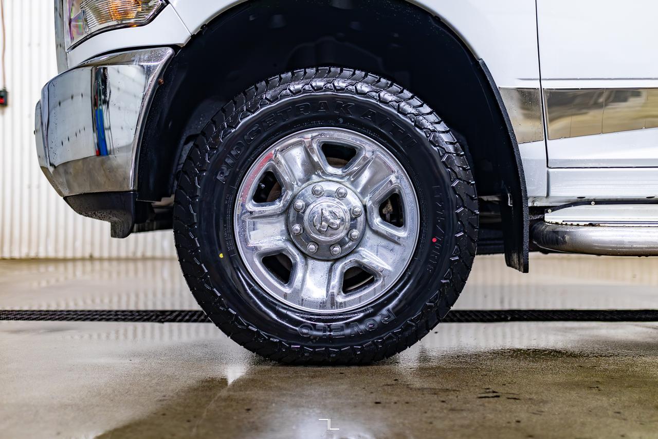 2015 Ram 3500 4x4 Crew Cab SLT Longbox Diesel Red Deer AB