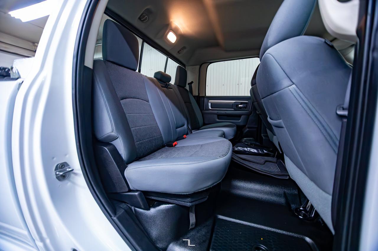 2015 Ram 3500 4x4 Crew Cab SLT Longbox Diesel Red Deer AB