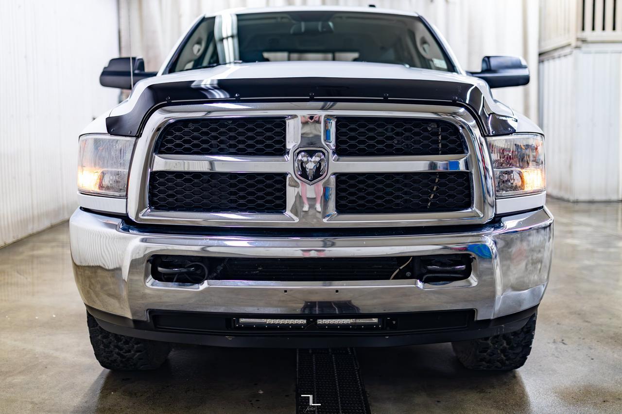 2015 Ram 3500 4x4 Crew Cab SLT Longbox Diesel Red Deer AB