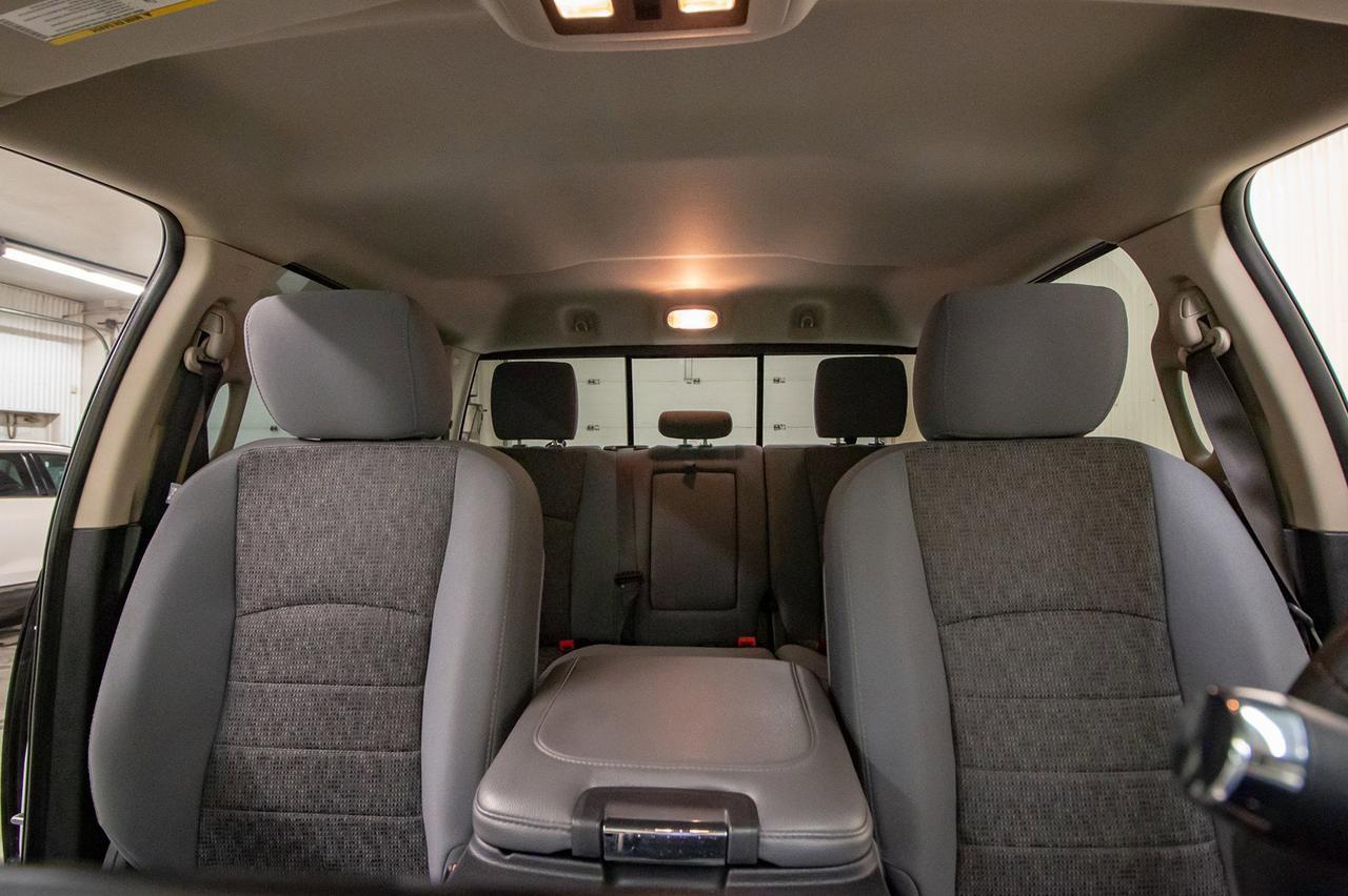 2015 Ram 3500 4x4 Crew Cab SLT Longbox Red Deer AB