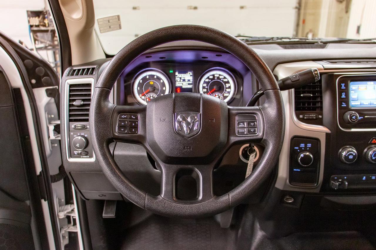 2015 Ram 3500 4x4 Crew Cab SLT Longbox Red Deer AB