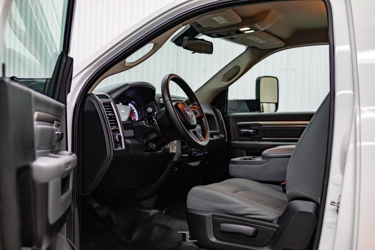 2015 Ram 3500 4x4 Reg Cab ST Dually Deck HEMI Red Deer AB