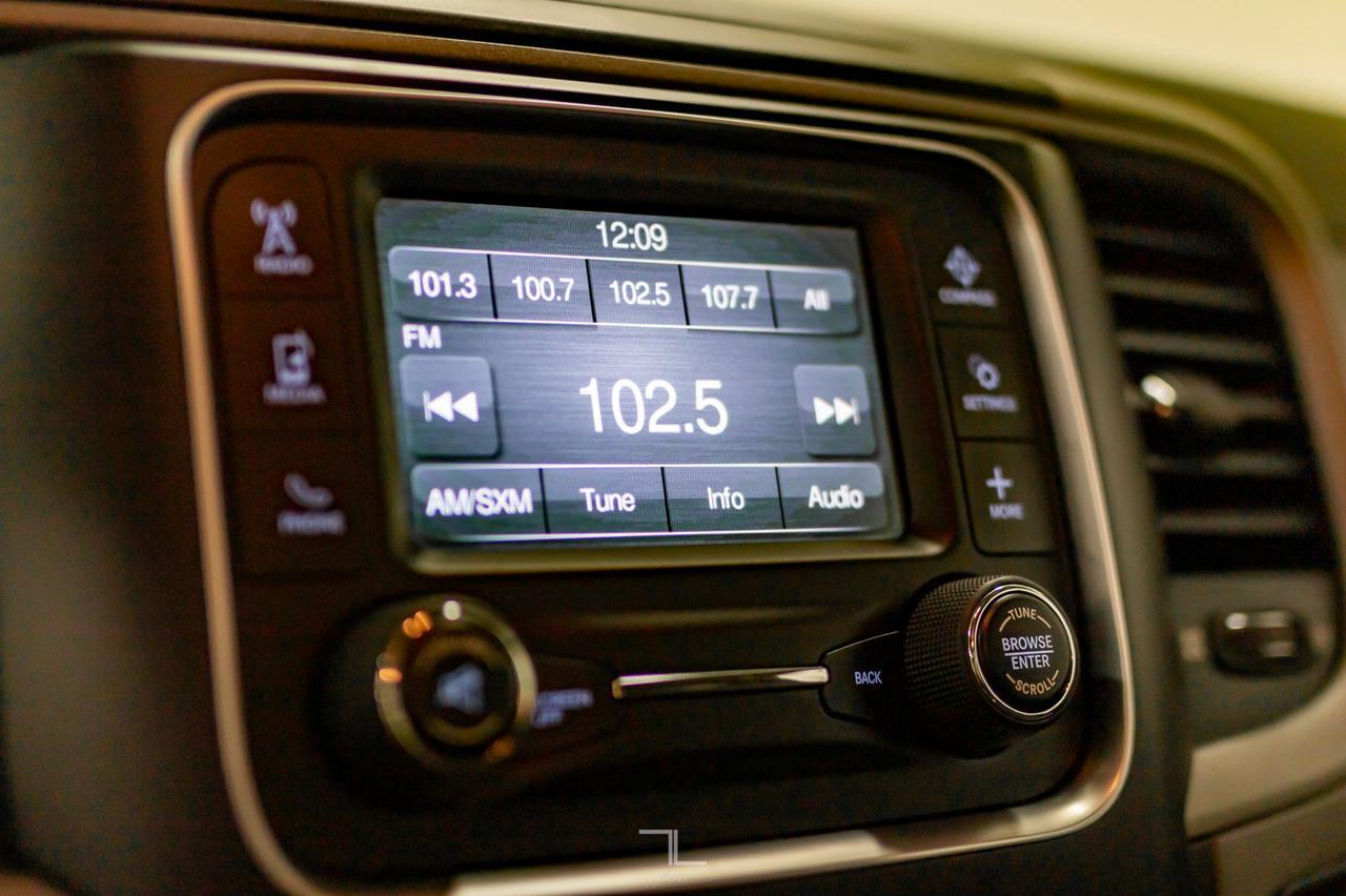 2015 Ram 3500 4x4 Reg Cab ST Dually Deck HEMI Red Deer AB