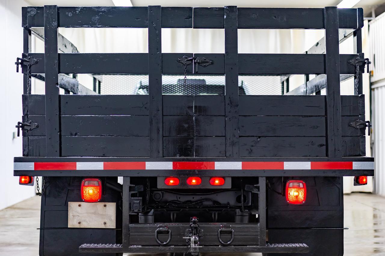 2015 Ram 3500 4x4 Reg Cab ST Dually Deck HEMI Red Deer AB