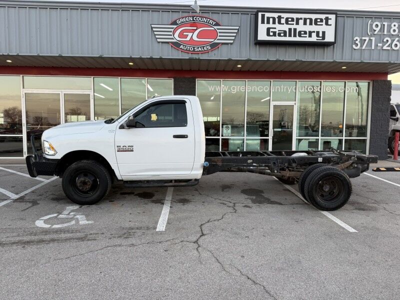 2015 RAM Ram 3500 Chassis Cab Tradesman's photo