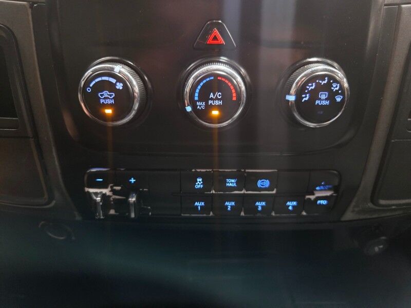 2015 Ram 3500 Flatbed Tool Boxes Dually 4WD 6.7L Diesel AISIN Trans Gooseneck FREE WARRANTY Arlington TX