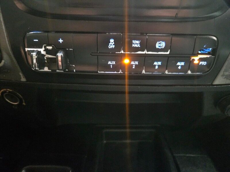 2015 Ram 3500 Flatbed Tool Boxes Dually 4WD 6.7L Diesel AISIN Trans Gooseneck FREE WARRANTY Arlington TX